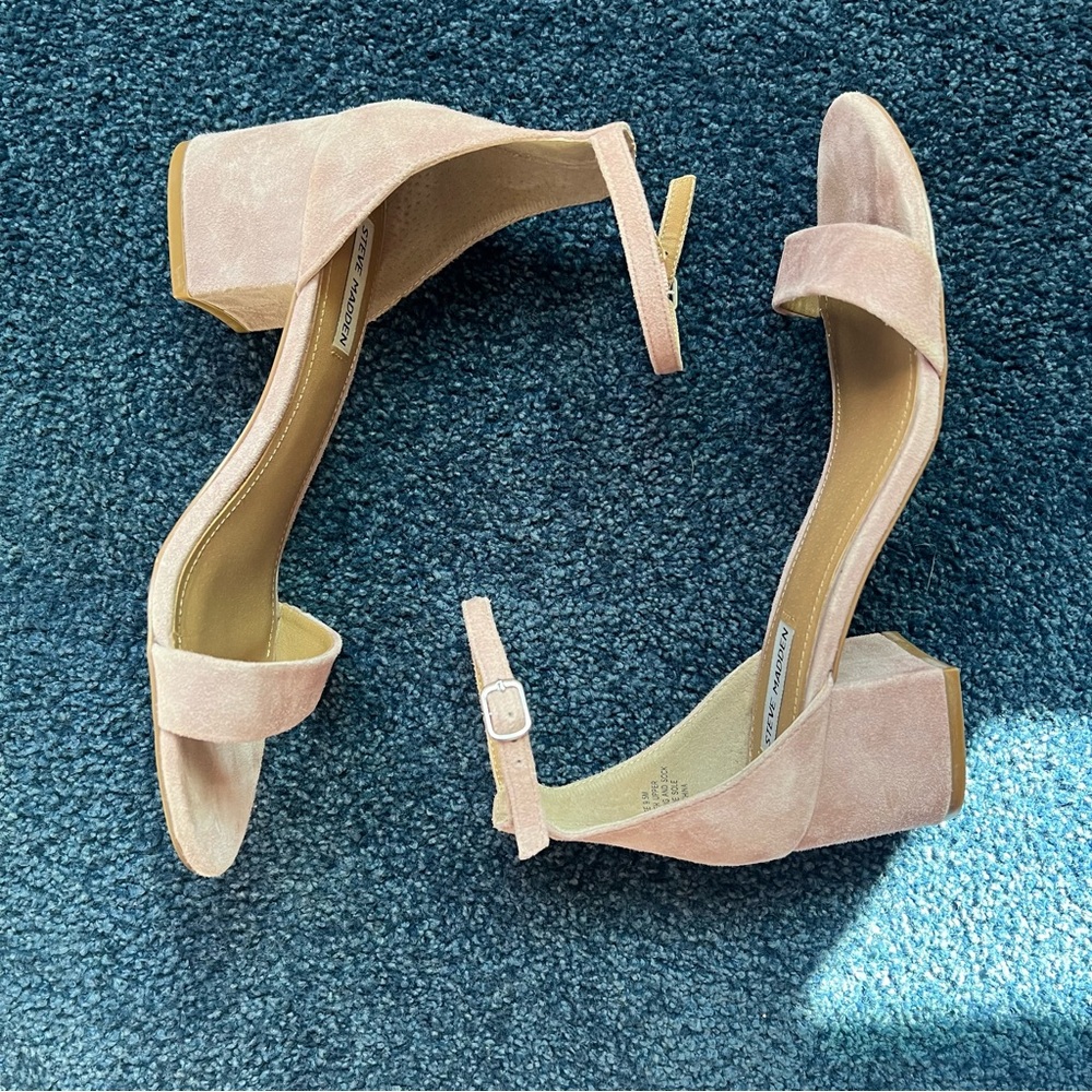 9.5 Steve Madden Lavender Suede Block Heels